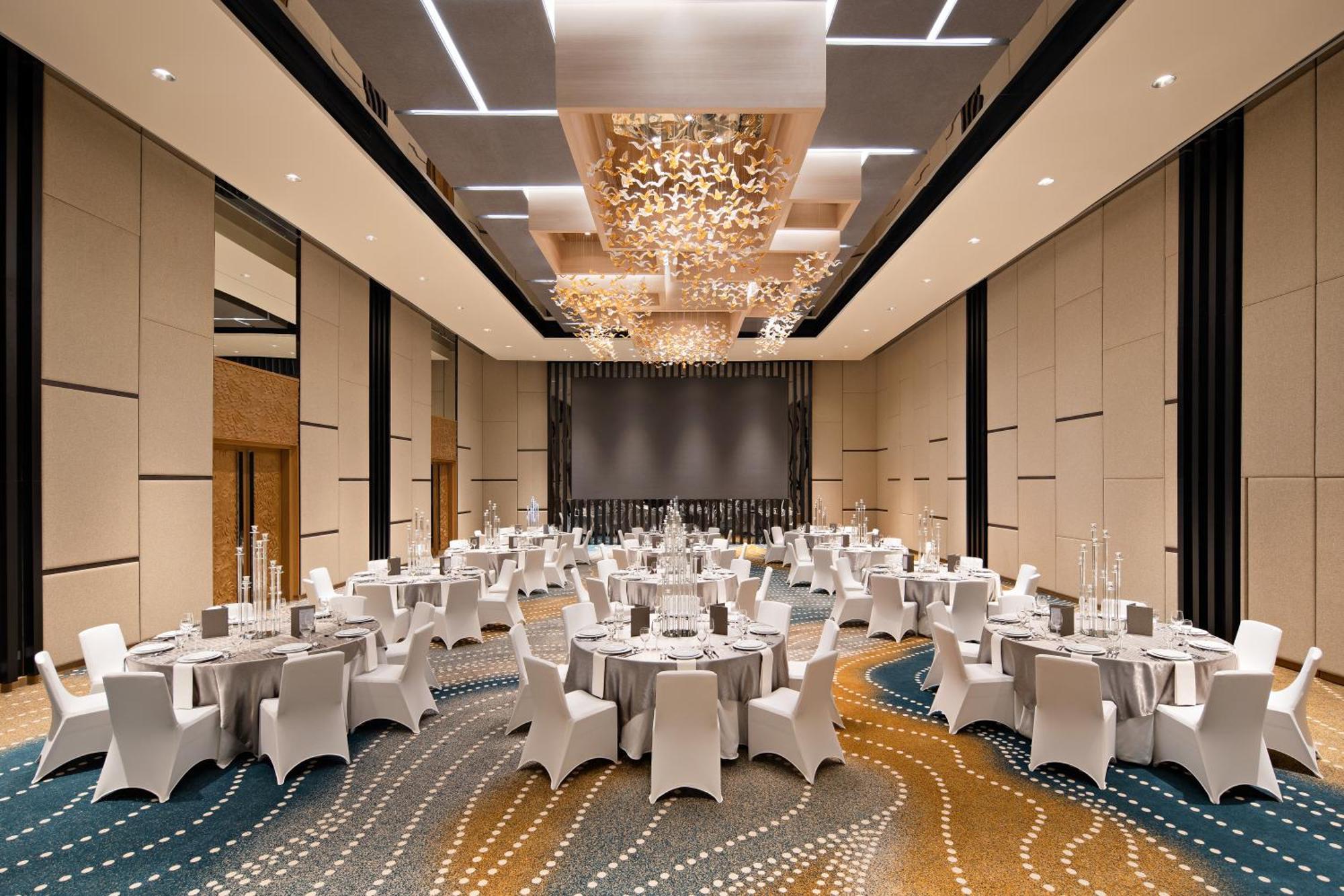 Moevenpick Hotel Jakarta City Centre Eksteriør billede