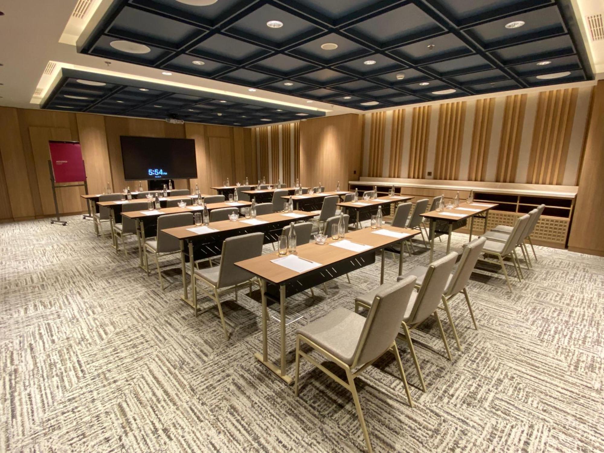 Moevenpick Hotel Jakarta City Centre Eksteriør billede