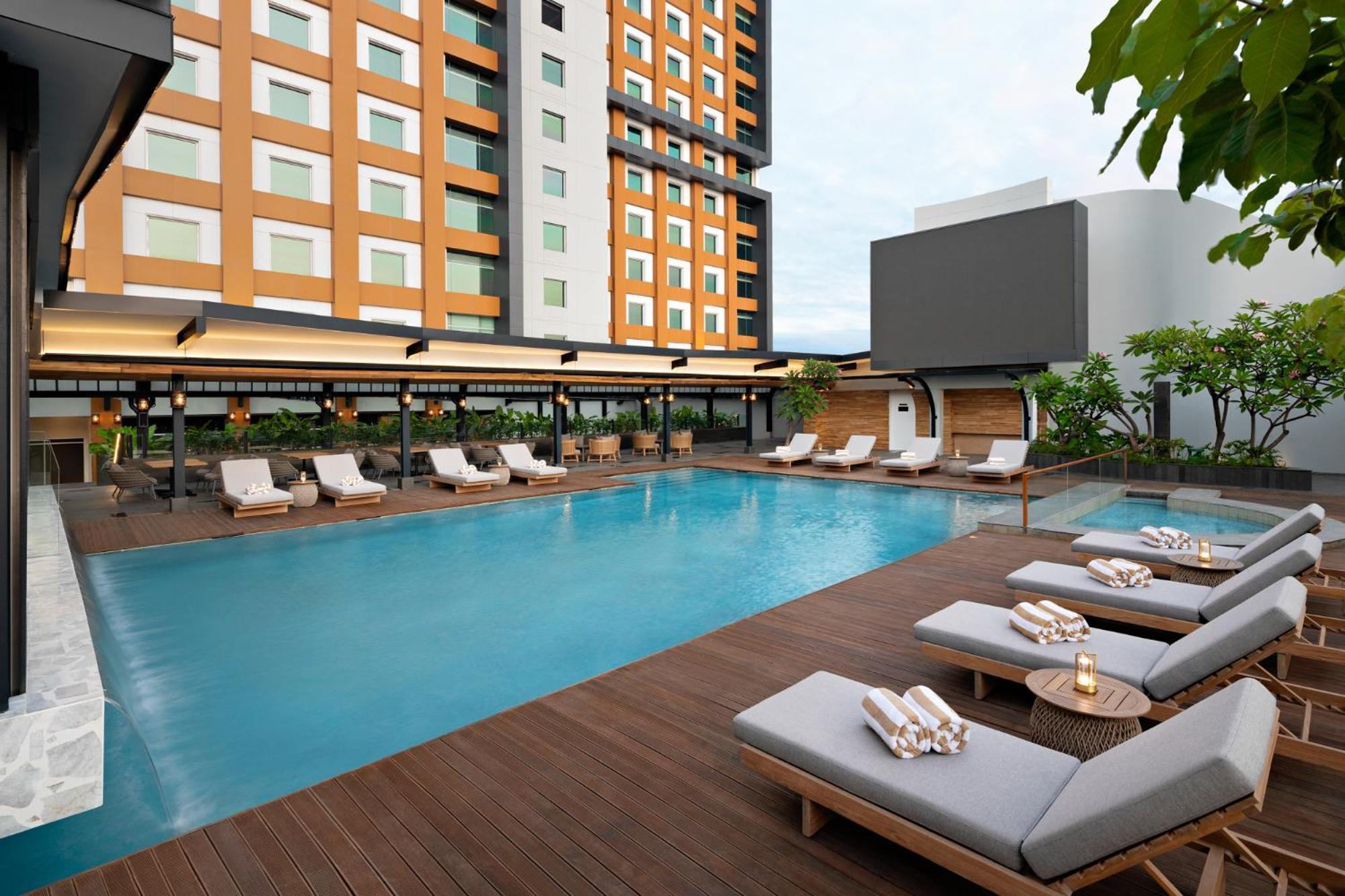 Moevenpick Hotel Jakarta City Centre Eksteriør billede