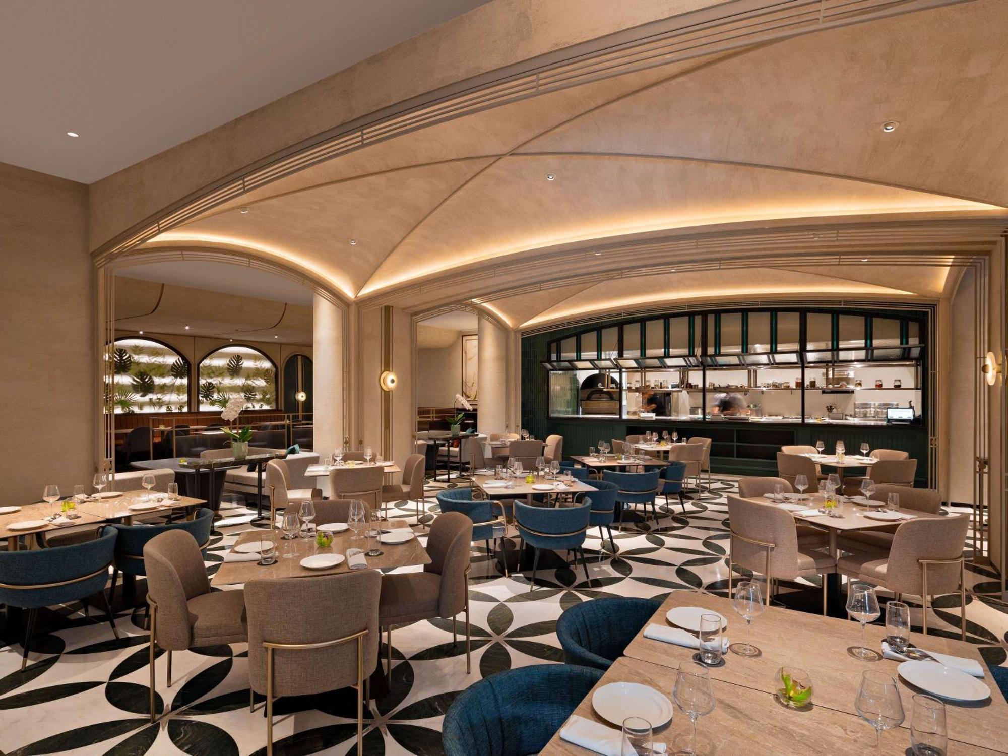 Moevenpick Hotel Jakarta City Centre Eksteriør billede