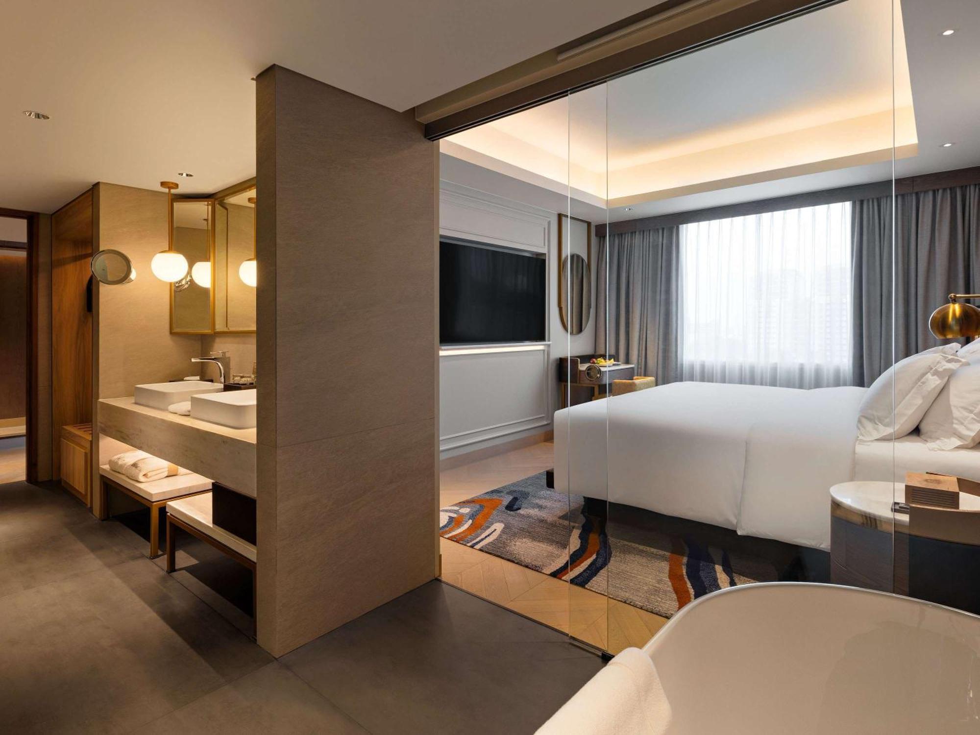 Moevenpick Hotel Jakarta City Centre Eksteriør billede